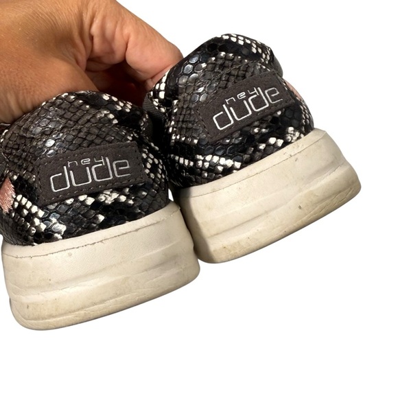 Hey Dude Karina slip on sneakers size 8 - Picture 6 of 8